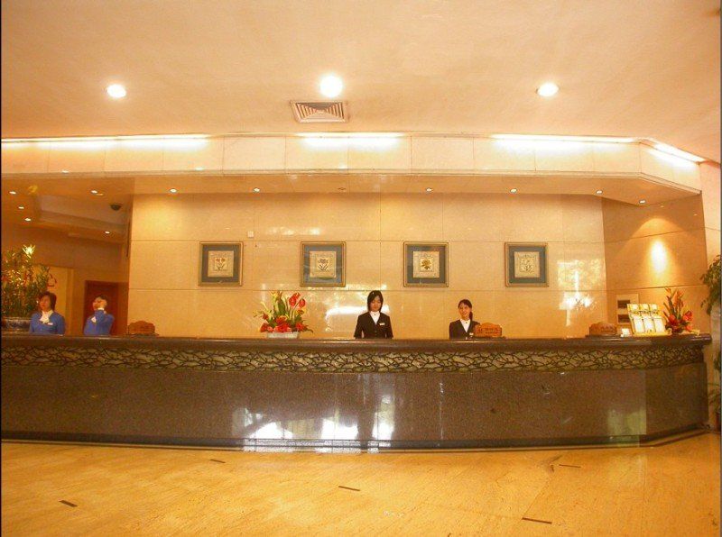 Gangrun Hotel Guangzhou Beijing Road Branch Exterior foto